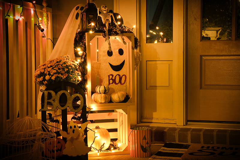 Descifrar fin de semana alivio Handmade Halloween Decorations On A Budget For Your Buisness